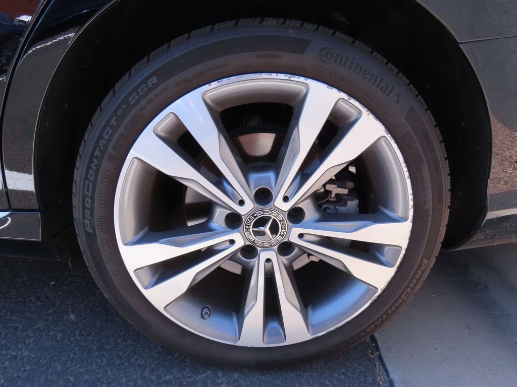 Used 2021 Black Mercedes-Benz C 300 image 16