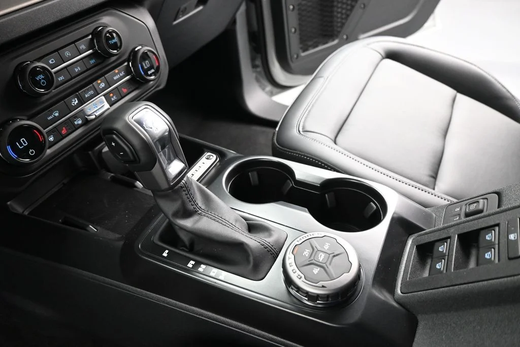 New 2026 Avalanche Gray Ford Outer Banks image 14