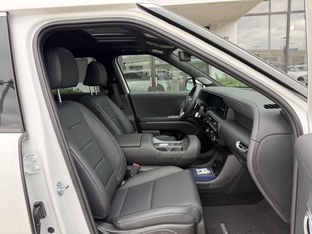 New 2026 Creamy White Pearl Hyundai Calligraphy AWD image 19