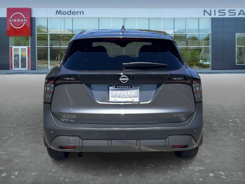 Used 2025 Gun Metallic Nissan SV image 6