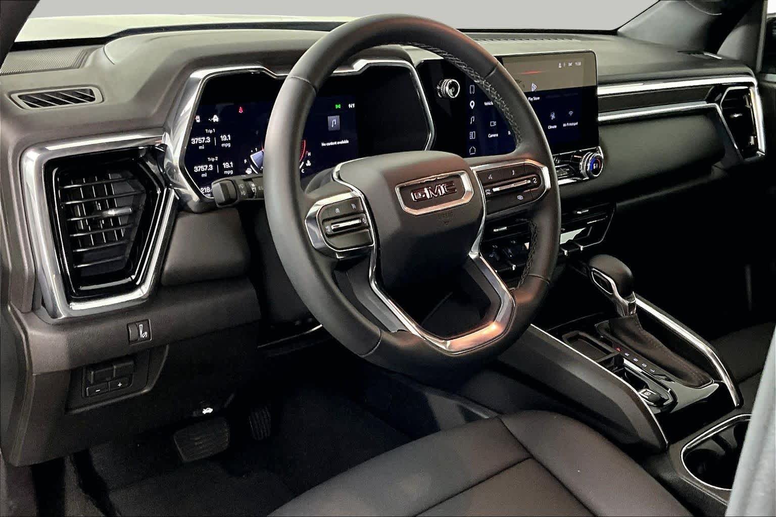 2026 GMC Canyon Elevation - Photo 16