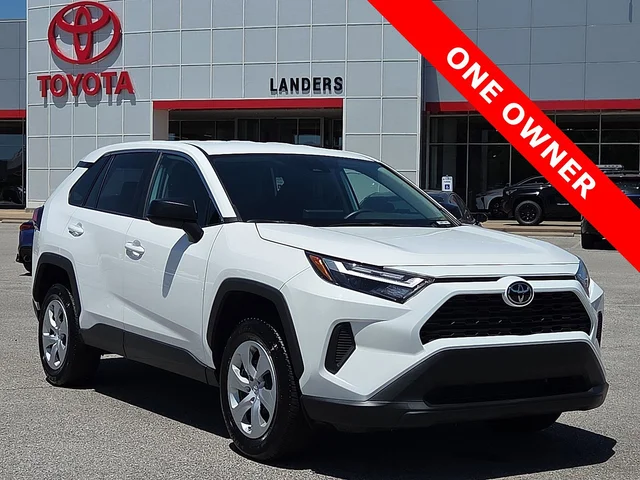 2025 Toyota RAV4 LE
