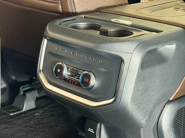 New 2026 Star White Metallic Tri-Coat Ford King Ranch image 13
