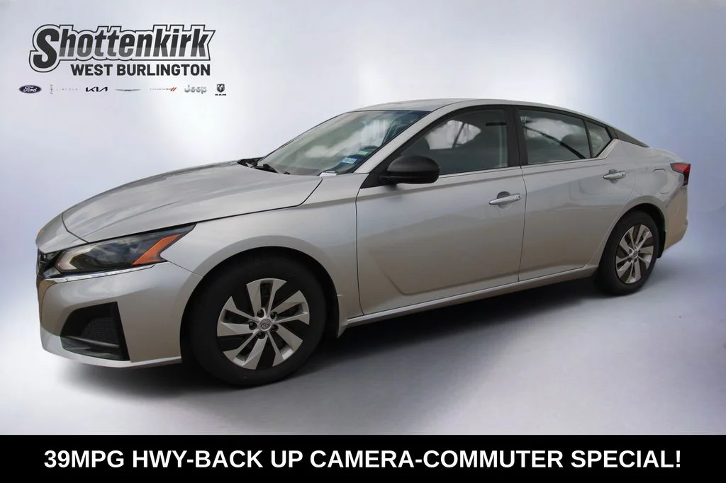 Used 2024 Silver Nissan 2.5 S image 1