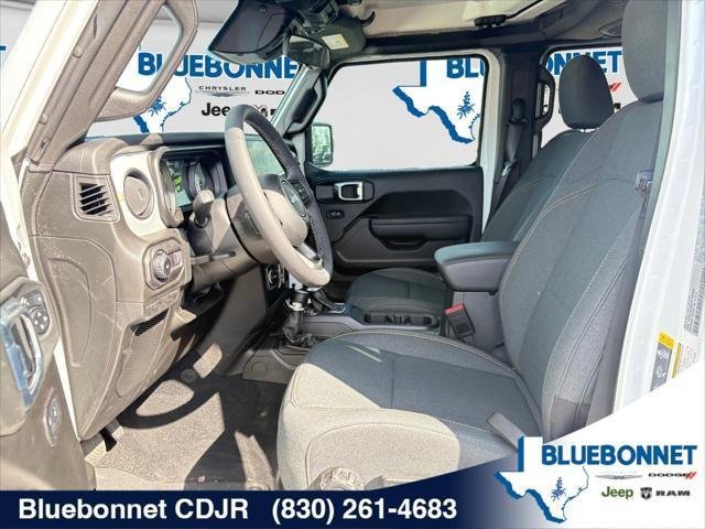 New 2026 Bright White Clear-Coat Exterior Paint Jeep Sport S image 11