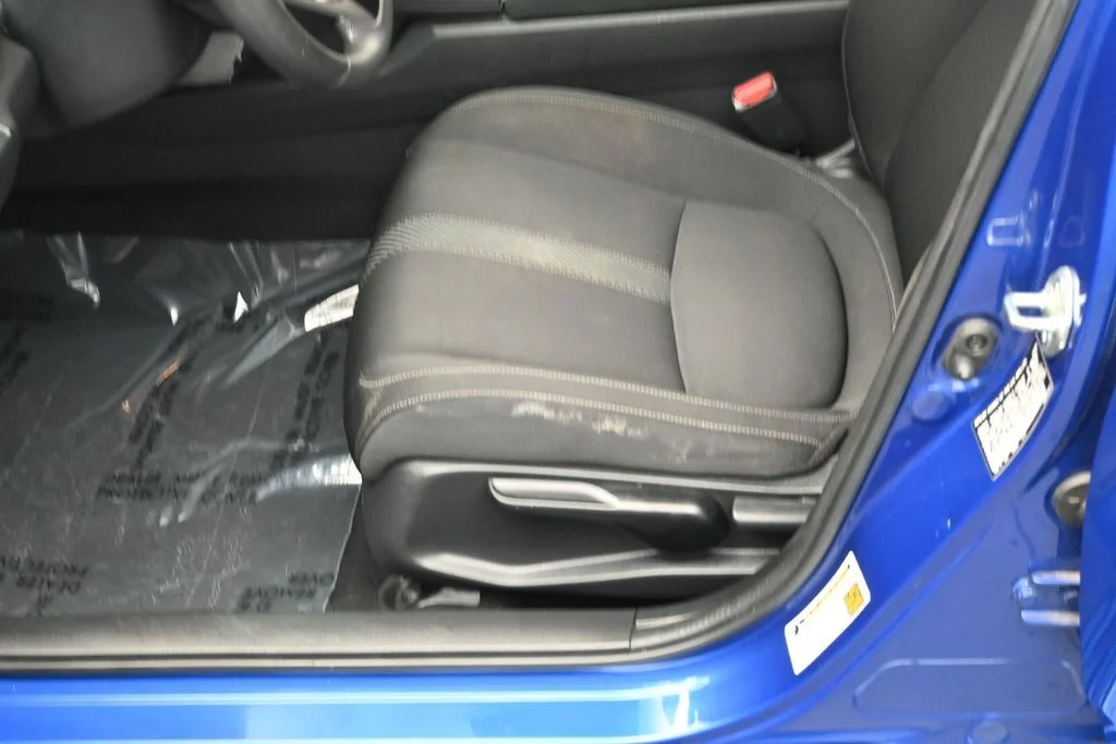Used 2019  Honda EX image 12