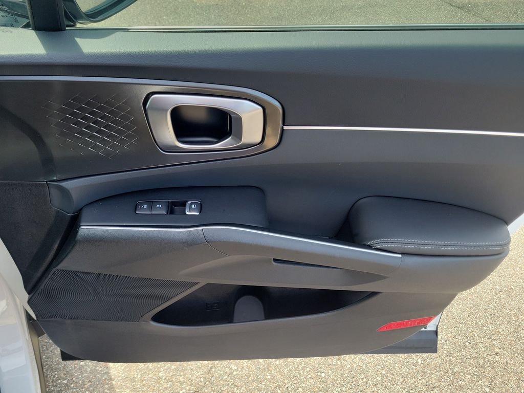 New 2026 White Kia LX image 10