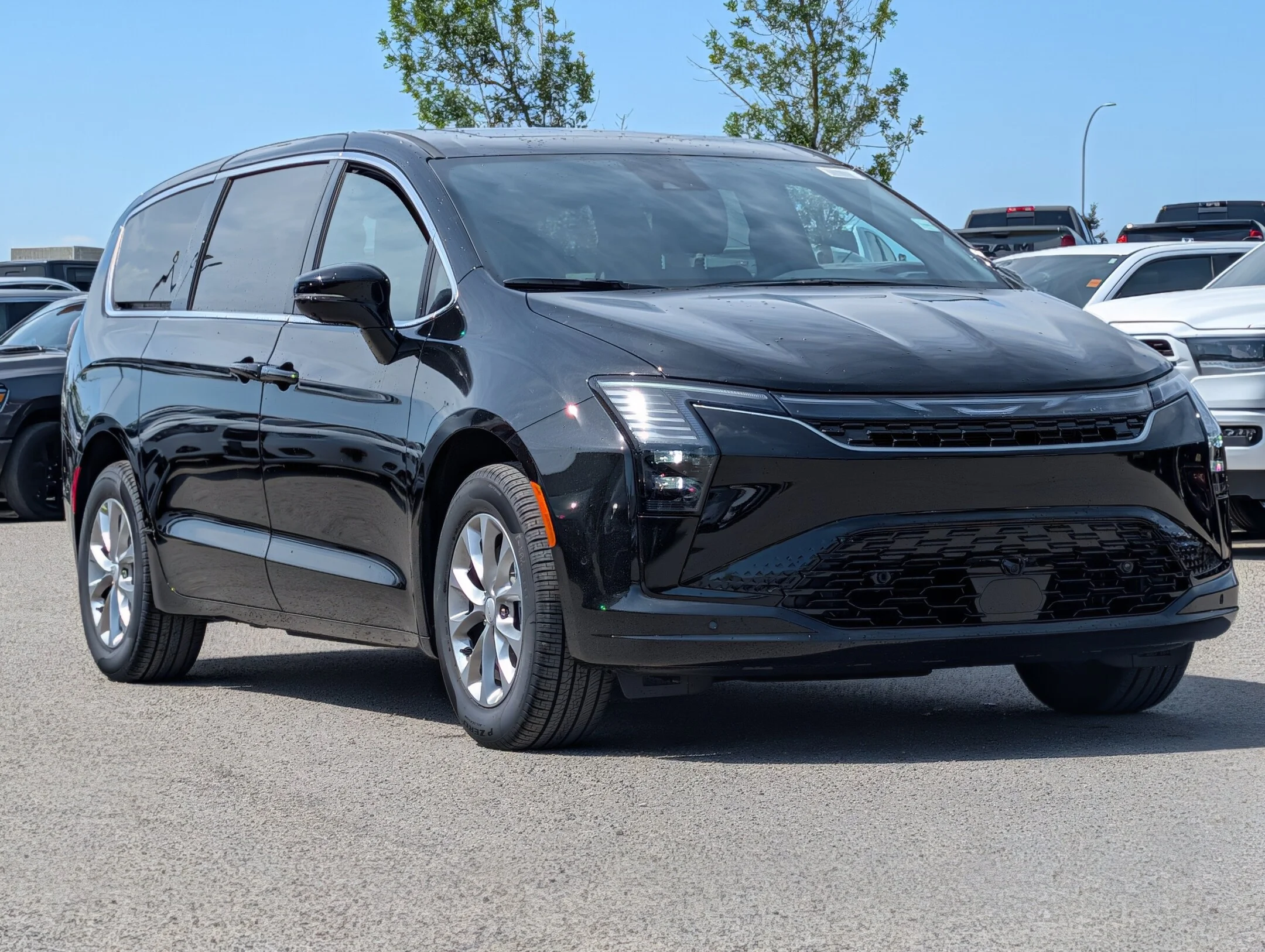 New 2027 Black Chrysler Select - - AWD - Adaptive Cruise Control - Blind Spot Monitor & More! image 2