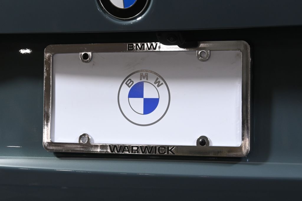 New 2026 Green Metallic BMW xDrive28i image 14