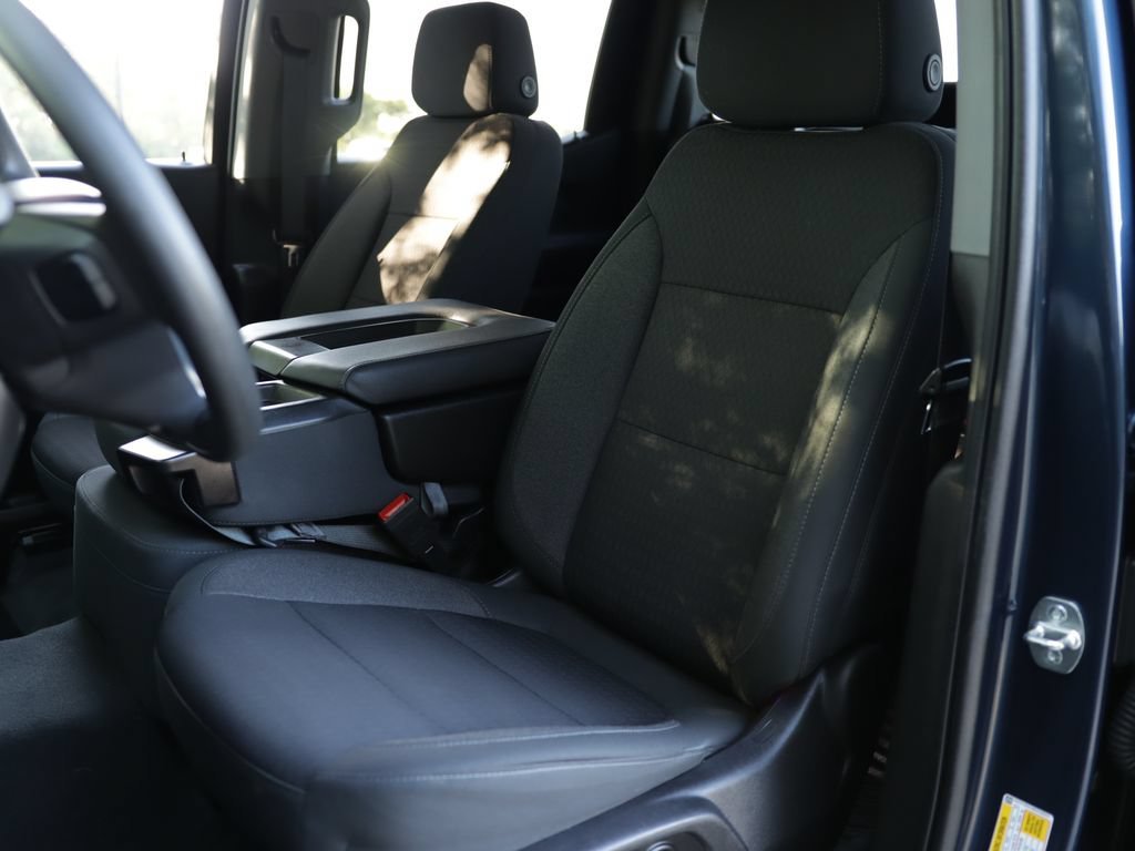 Used 2022 Northsky Blue Metallic Chevrolet Custom image 21