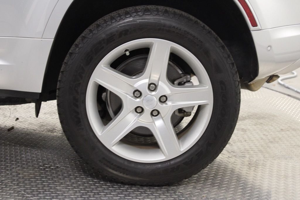 Used 2022  Land Rover XS Edition image 60