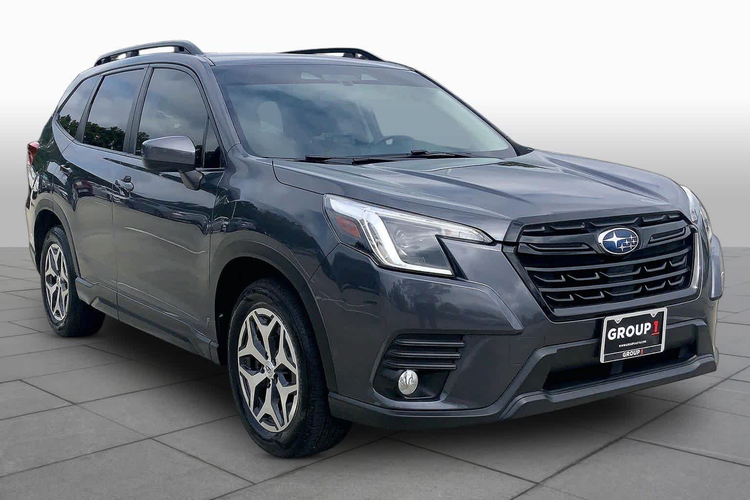 Used 2022 Magnetite Gray Metallic Subaru Premium image 3