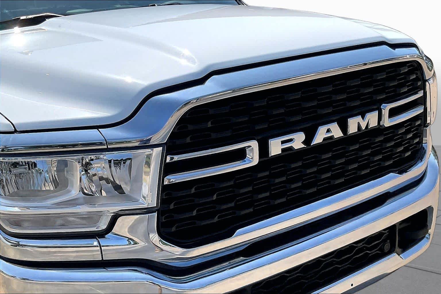 Used 2024 Bright White Clearcoat Ram Big Horn image 29