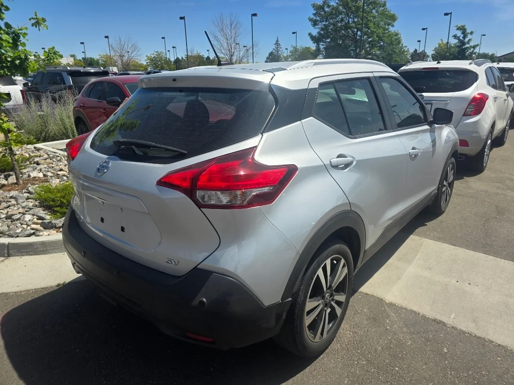 Used 2020 Brilliant Silver Metallic Nissan SV image 16