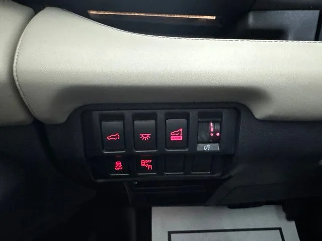 Used 2020 Crystal White Pearl Subaru Touring image 21