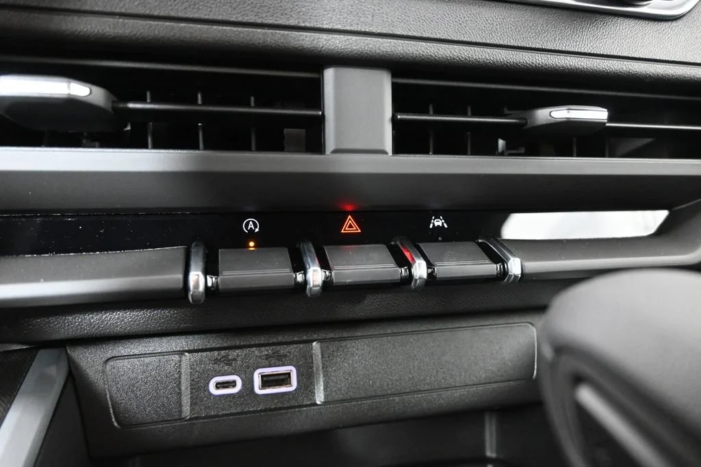 2026 Chevrolet Colorado Trail Boss - Photo 28
