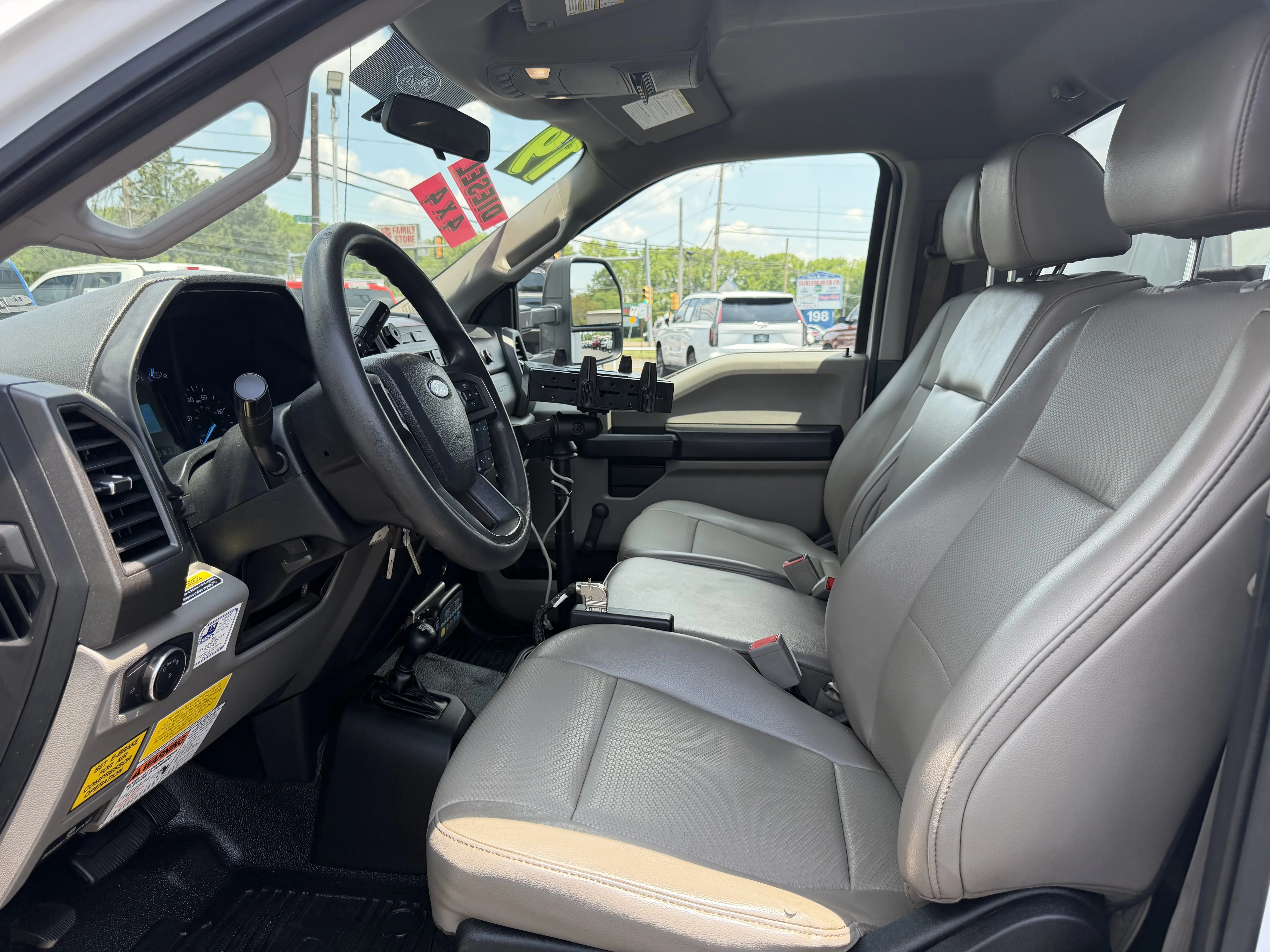 Used 2019 Oxford White   Z1 Ford XLT image 18