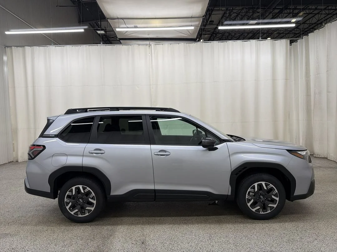 New 2026 Ice Silver Metallic Subaru Premium image 5