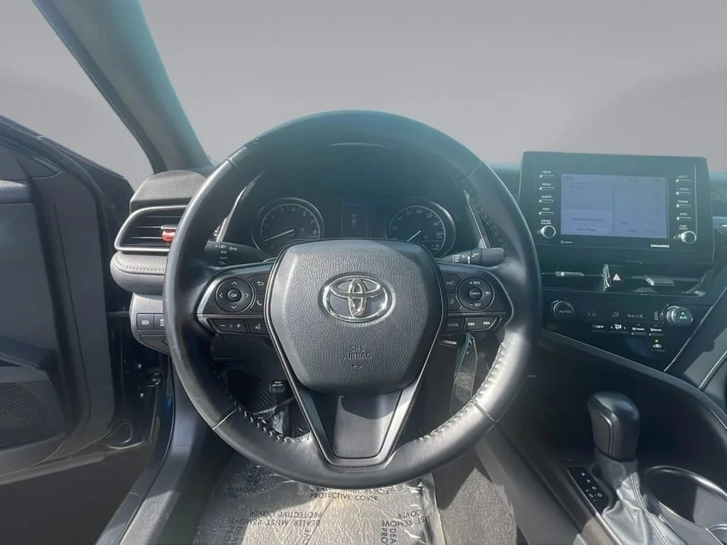 2024 Toyota Camry SE - Photo 16
