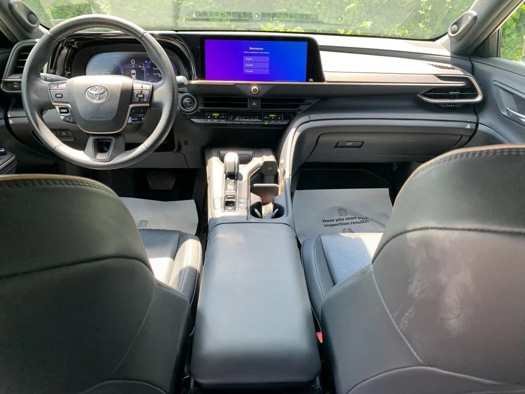 Used 2023 White Toyota Limited image 16