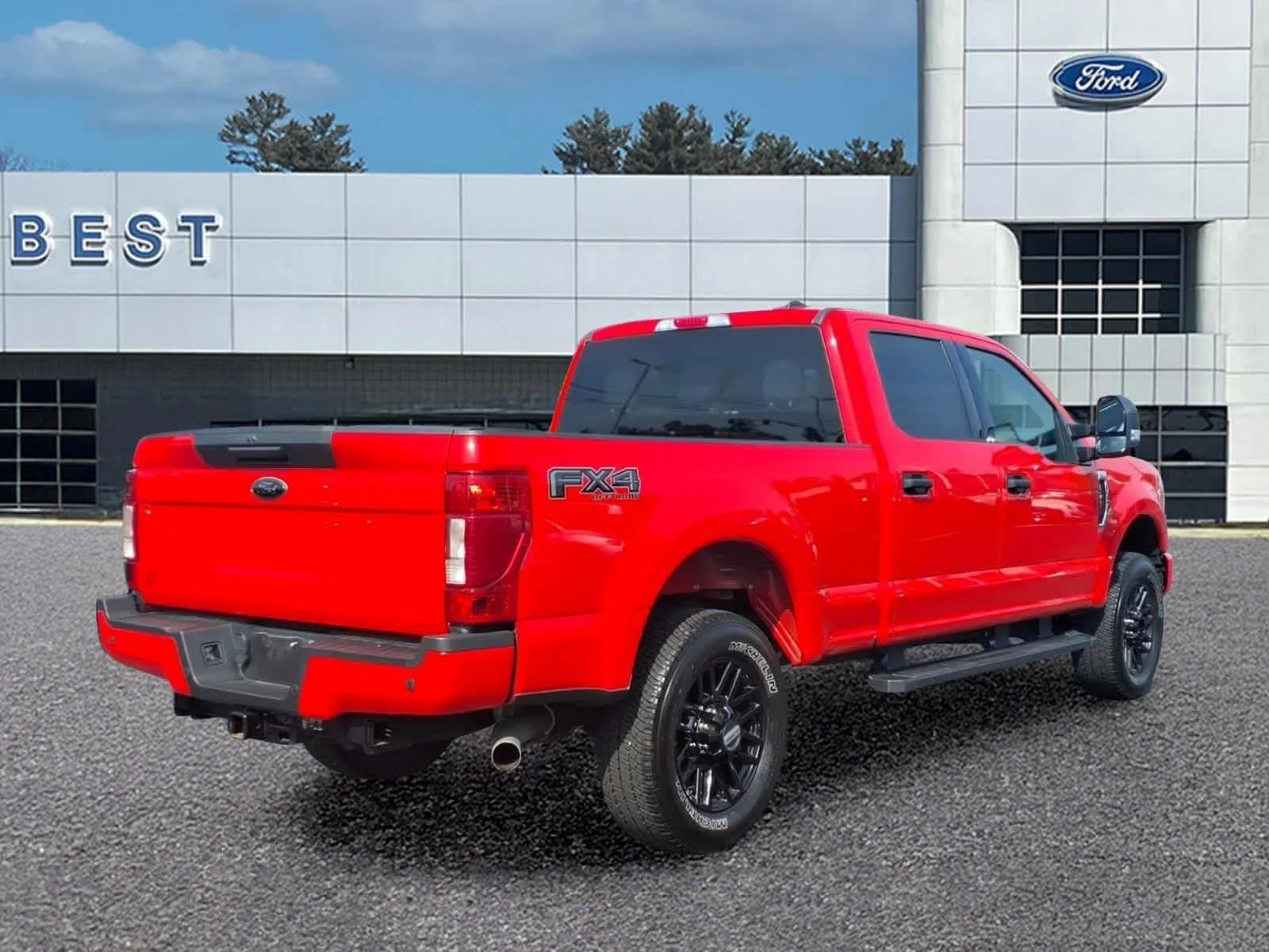 Used 2022 Race Red Ford XLT image 7