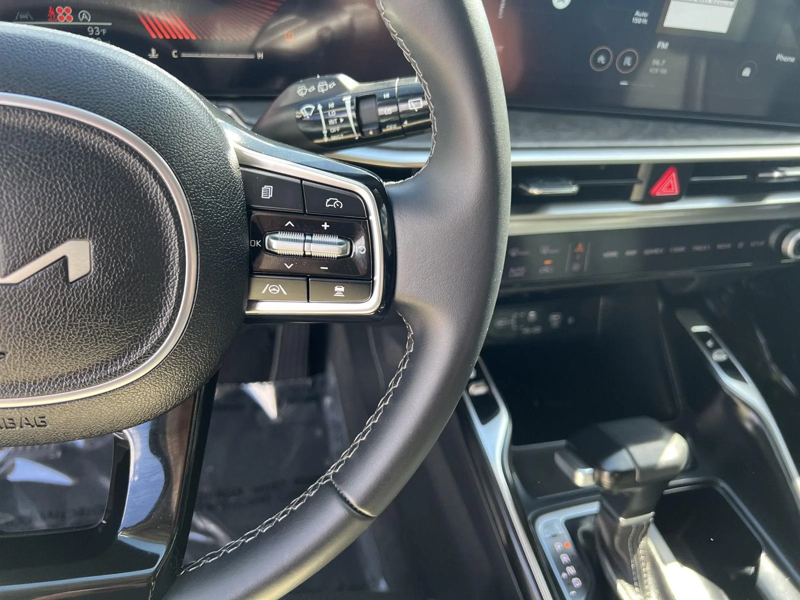 2024 Kia Sorento X-Line EX - Photo 23