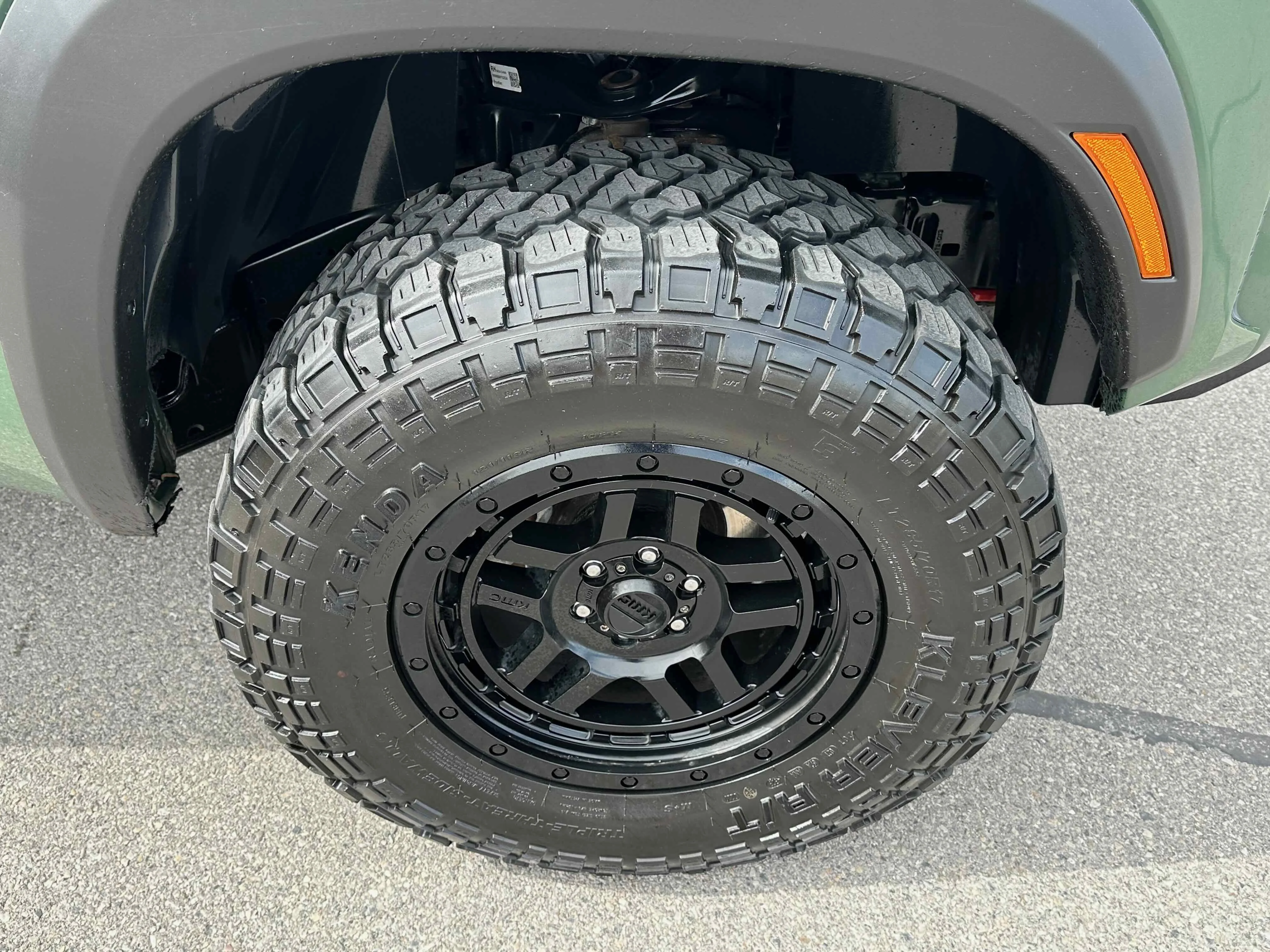 Used 2022 Tactical Green Metallic Nissan PRO-4X image 8