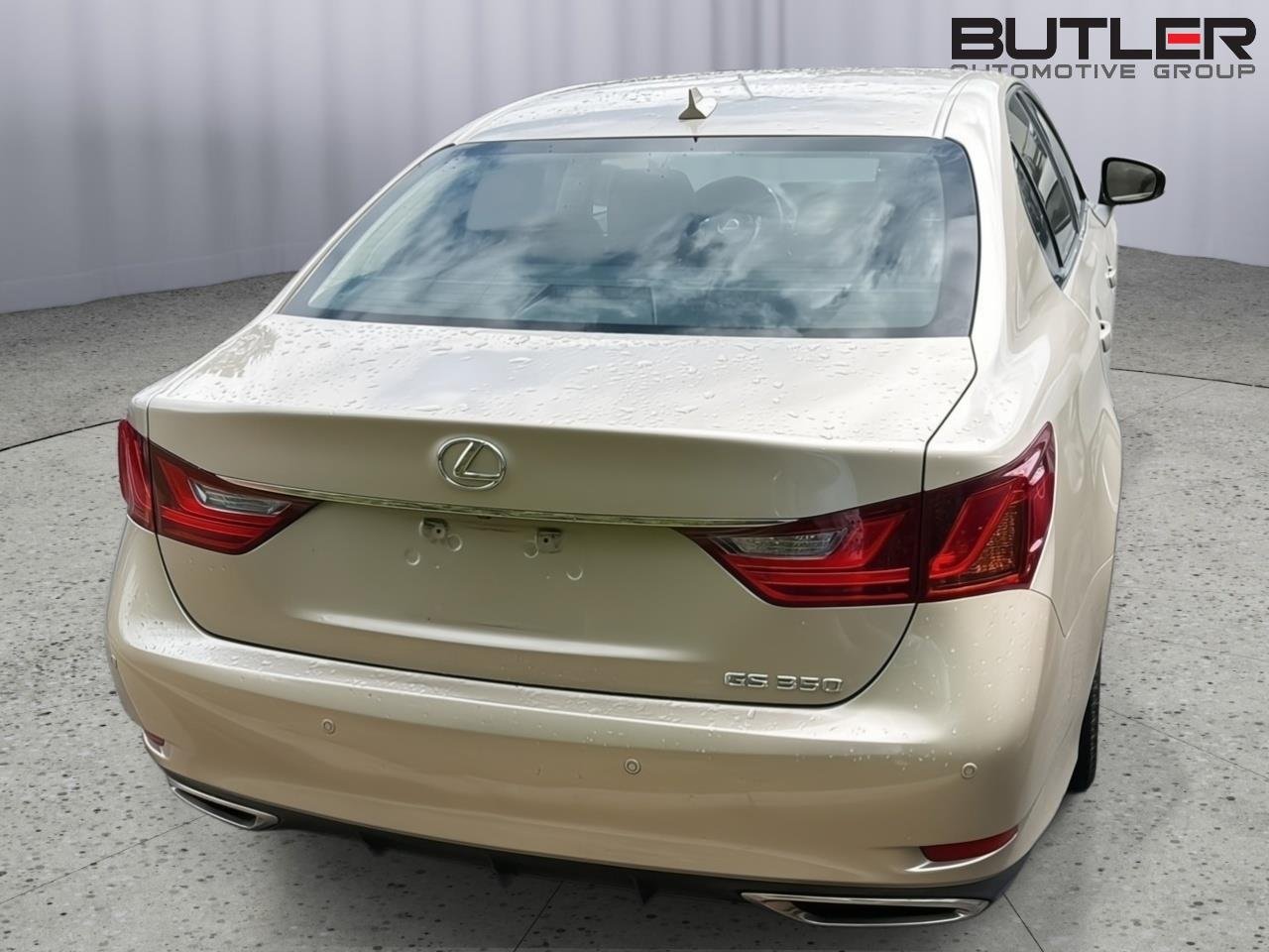Used 2013 SATIN CASHMERE MET. Lexus 4dr Sdn RWD image 9