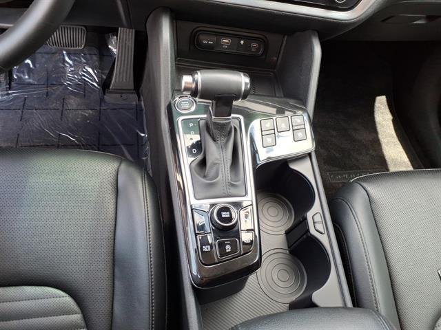 Used 2023 Glacial White Pearl Kia SX-Prestige image 16