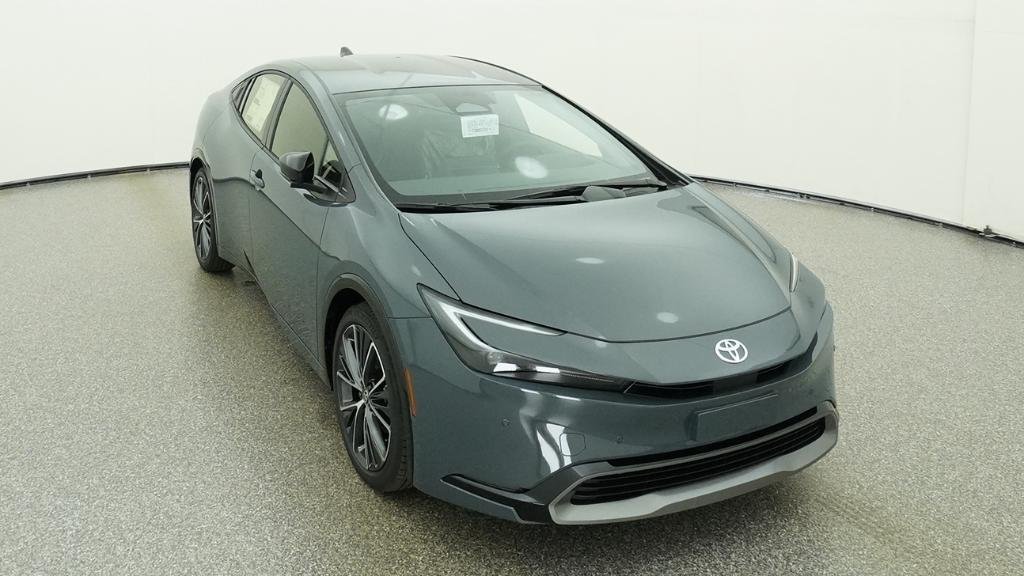New 2026 Guardian Gray Toyota XLE image 7