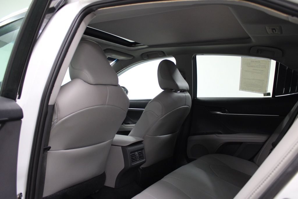 2018 Toyota Camry XSE - Photo 30