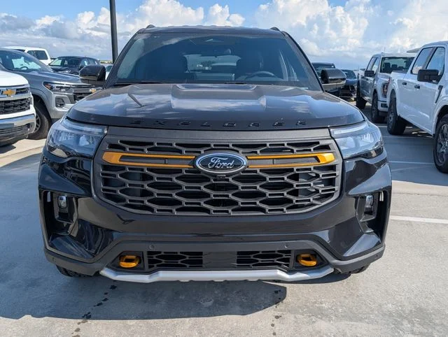 New 2026 Black Ford Tremor image 2