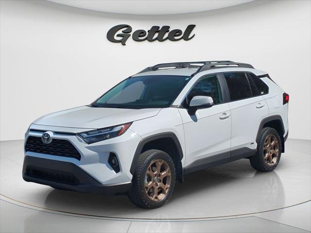 Certified Used 2023 ICE CAP Toyota  image 1