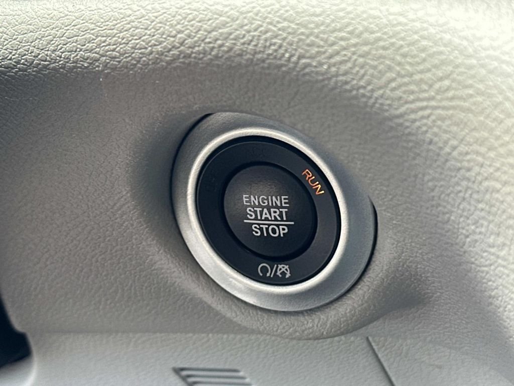 Used 2024 Black Chrysler Touring L image 24