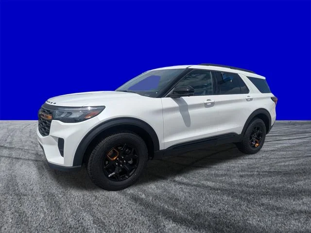 New 2026 Star White Metallic Tri-Coat Ford Tremor® image 8