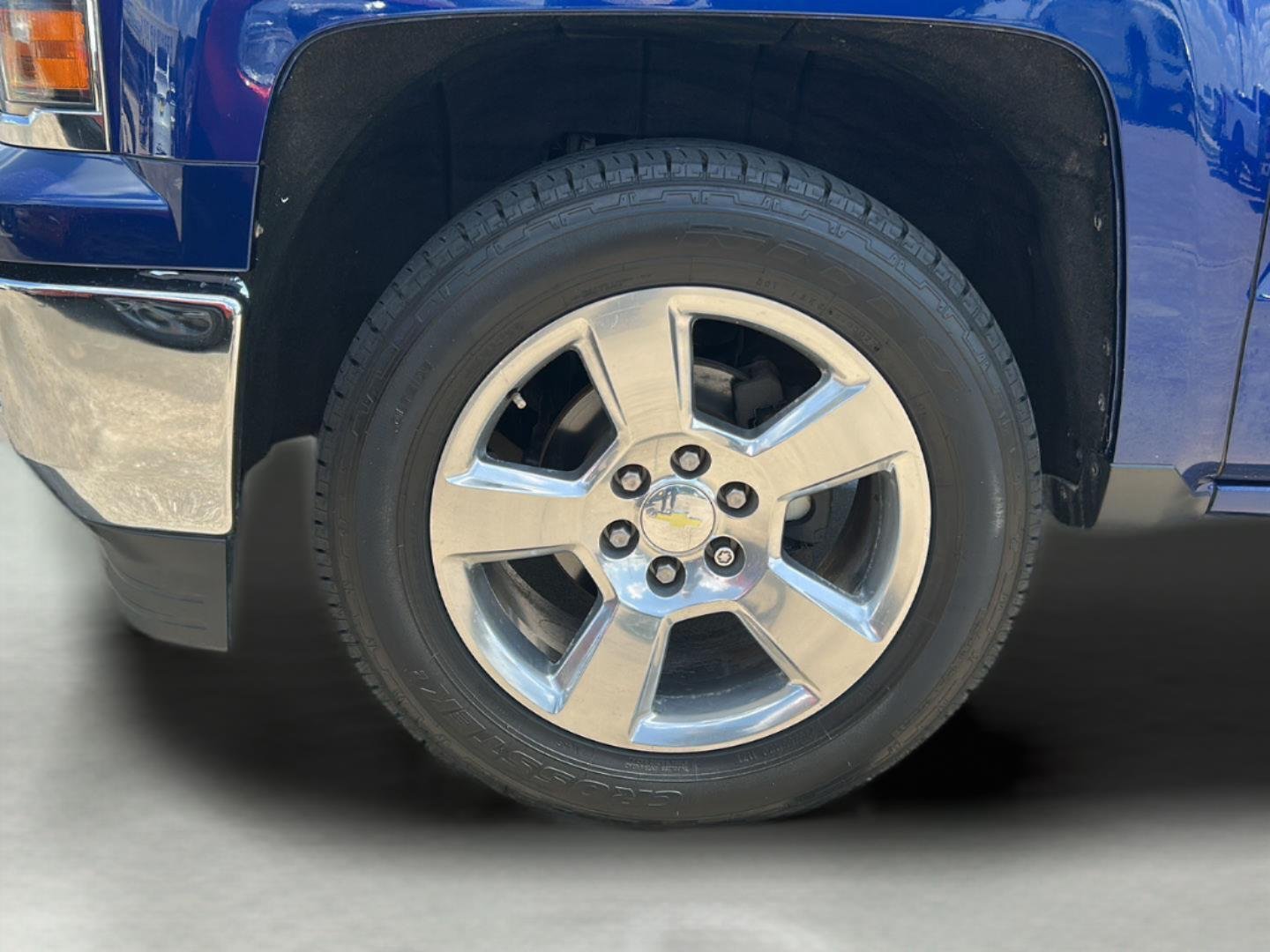 Used 2014 Blue Topaz Metallic Chevrolet LT image 26