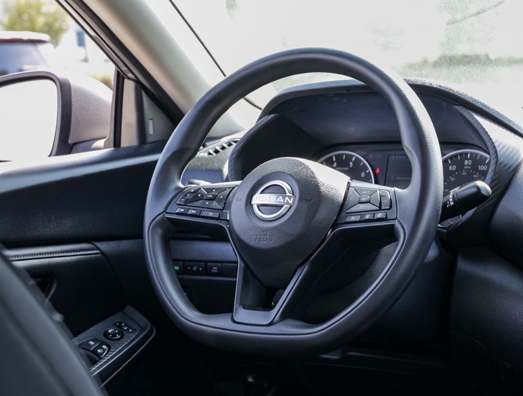 Used 2024 Gray Nissan S image 22
