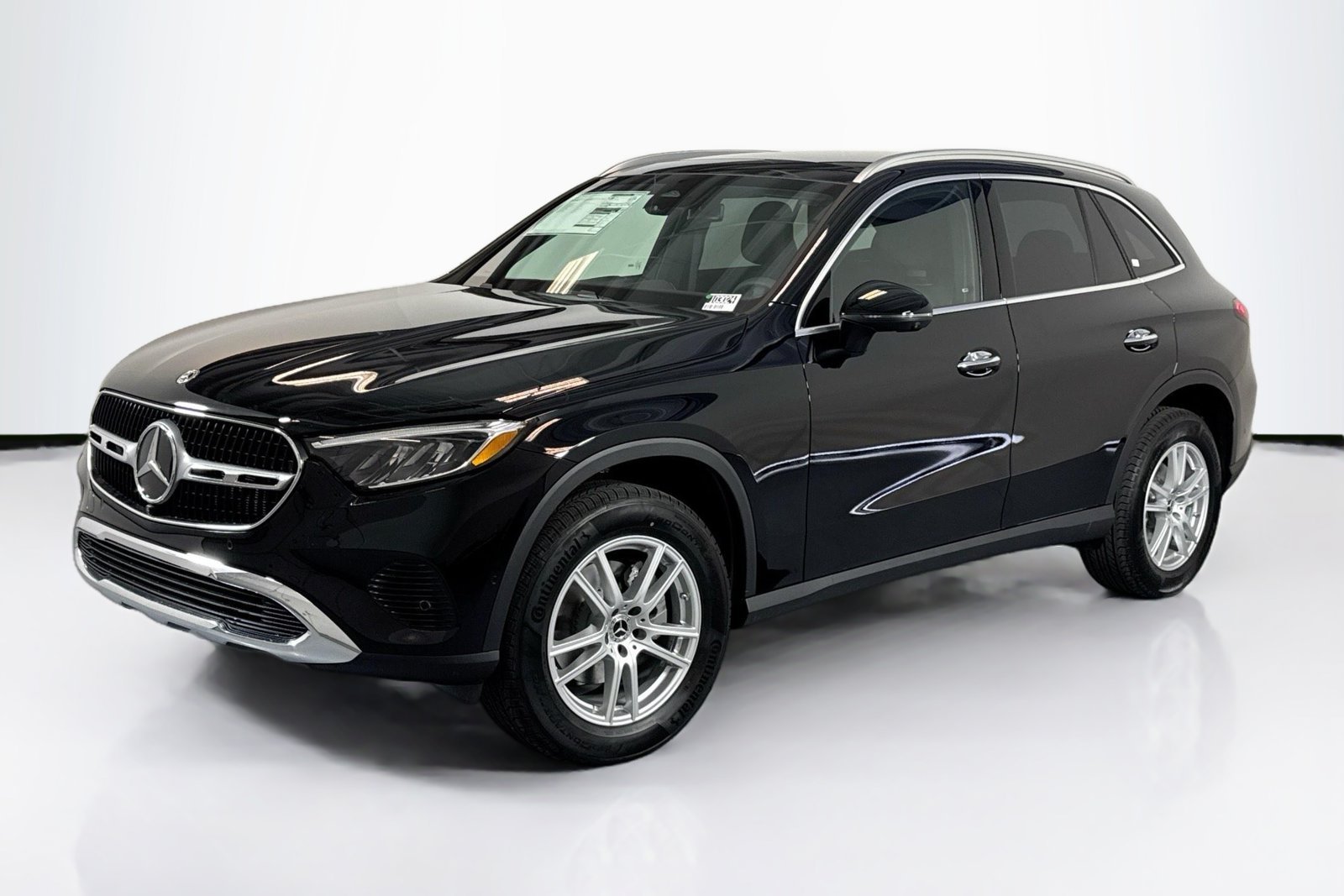 New 2026 Black Mercedes-Benz GLC 300 image 1