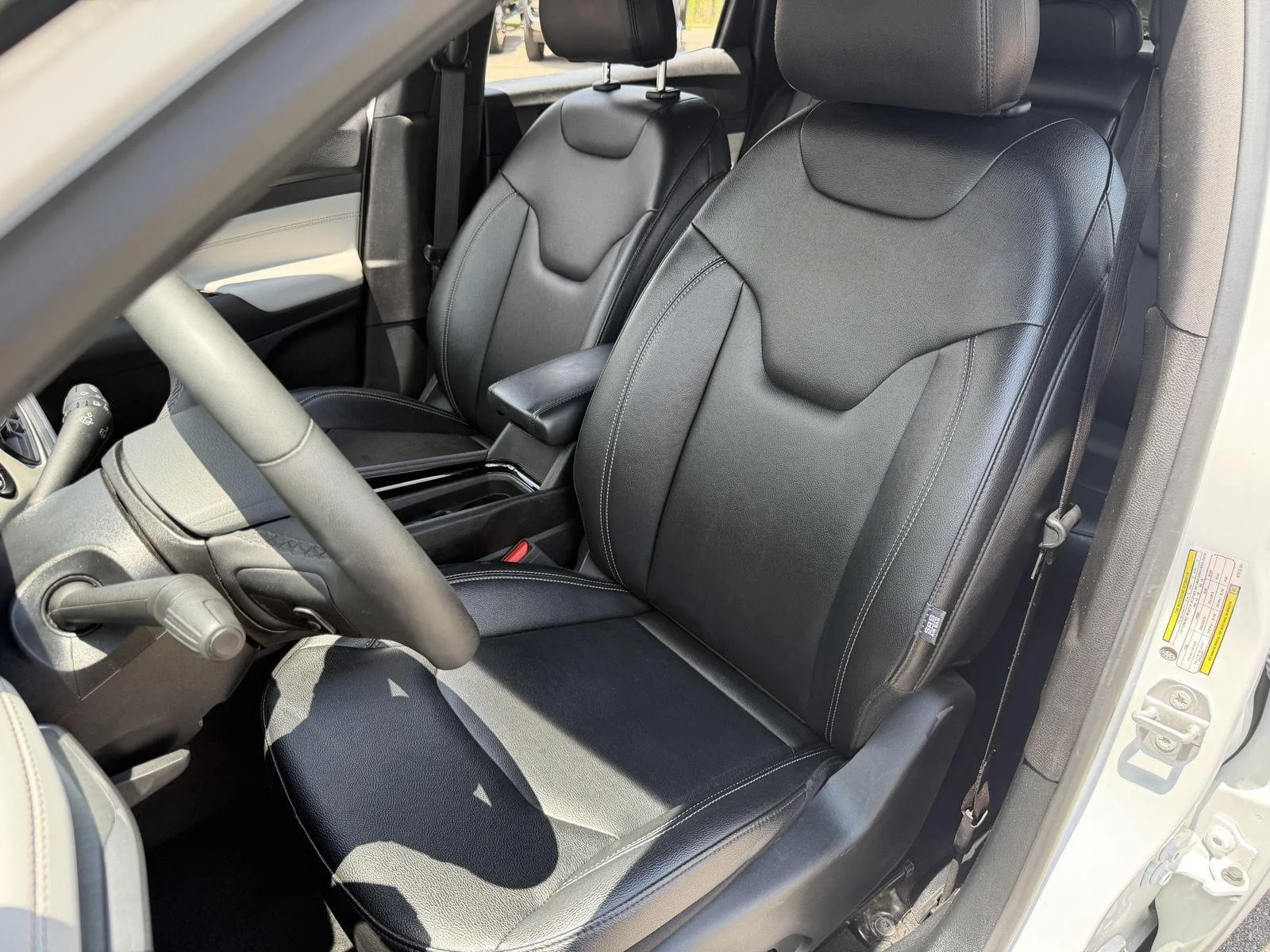Used 2025 Bright White Clearcoat Jeep Limited image 16