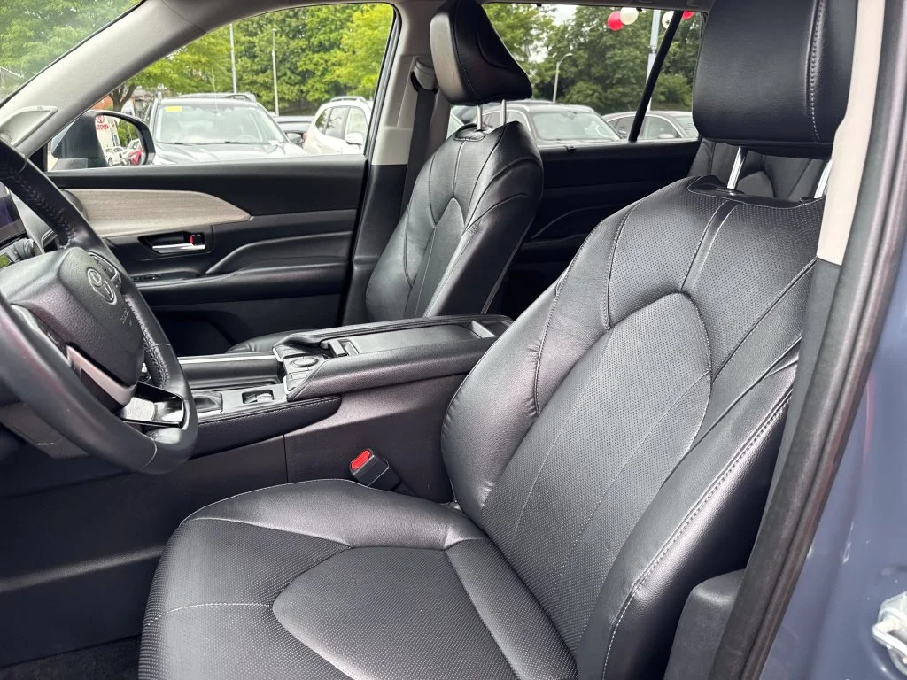 Used 2024 White Toyota Limited image 16
