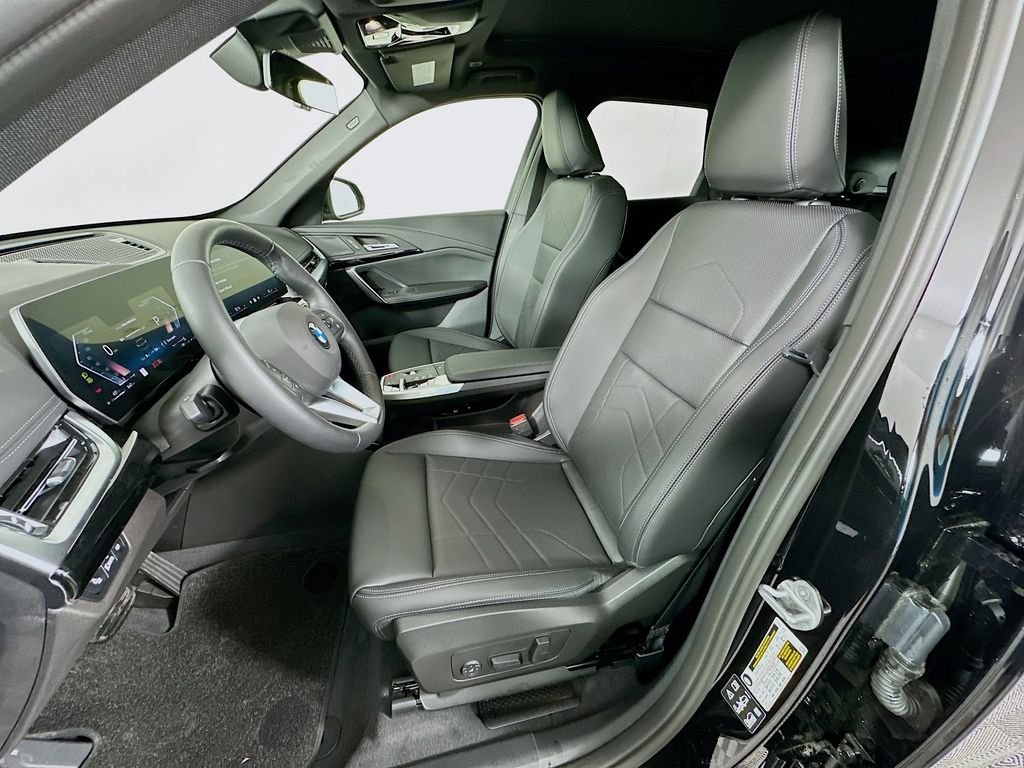 New 2026 Jet Black BMW xDrive28i image 16