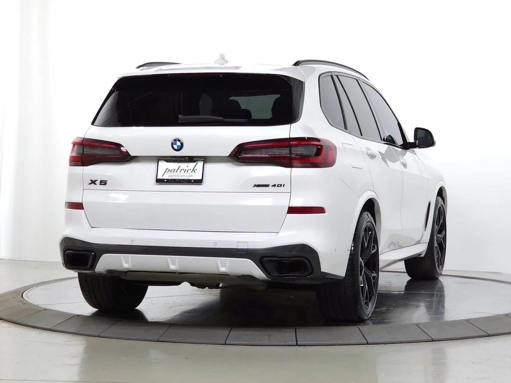 Used 2023 White BMW xDrive40i image 9