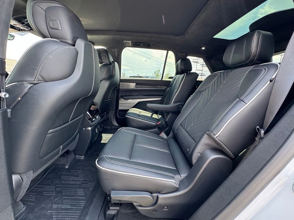 Used 2026 White Cadillac Platinum image 31