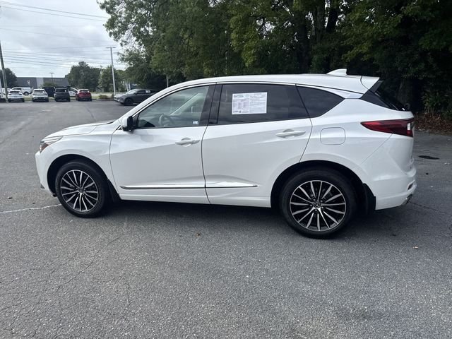 Used 2025  Acura Advance Package image 8
