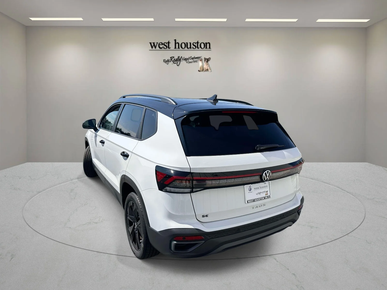 Used 2026 Pure White w/Deep Black Roof Volkswagen SE Black image 7