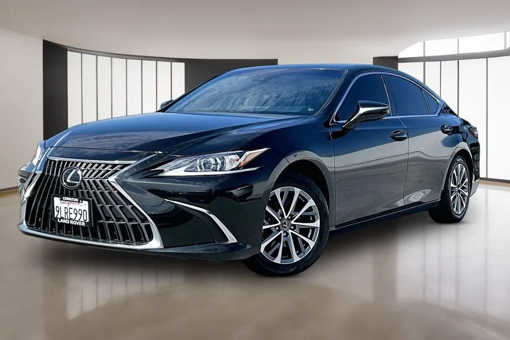 Used 2024 Black Lexus 350 image 1