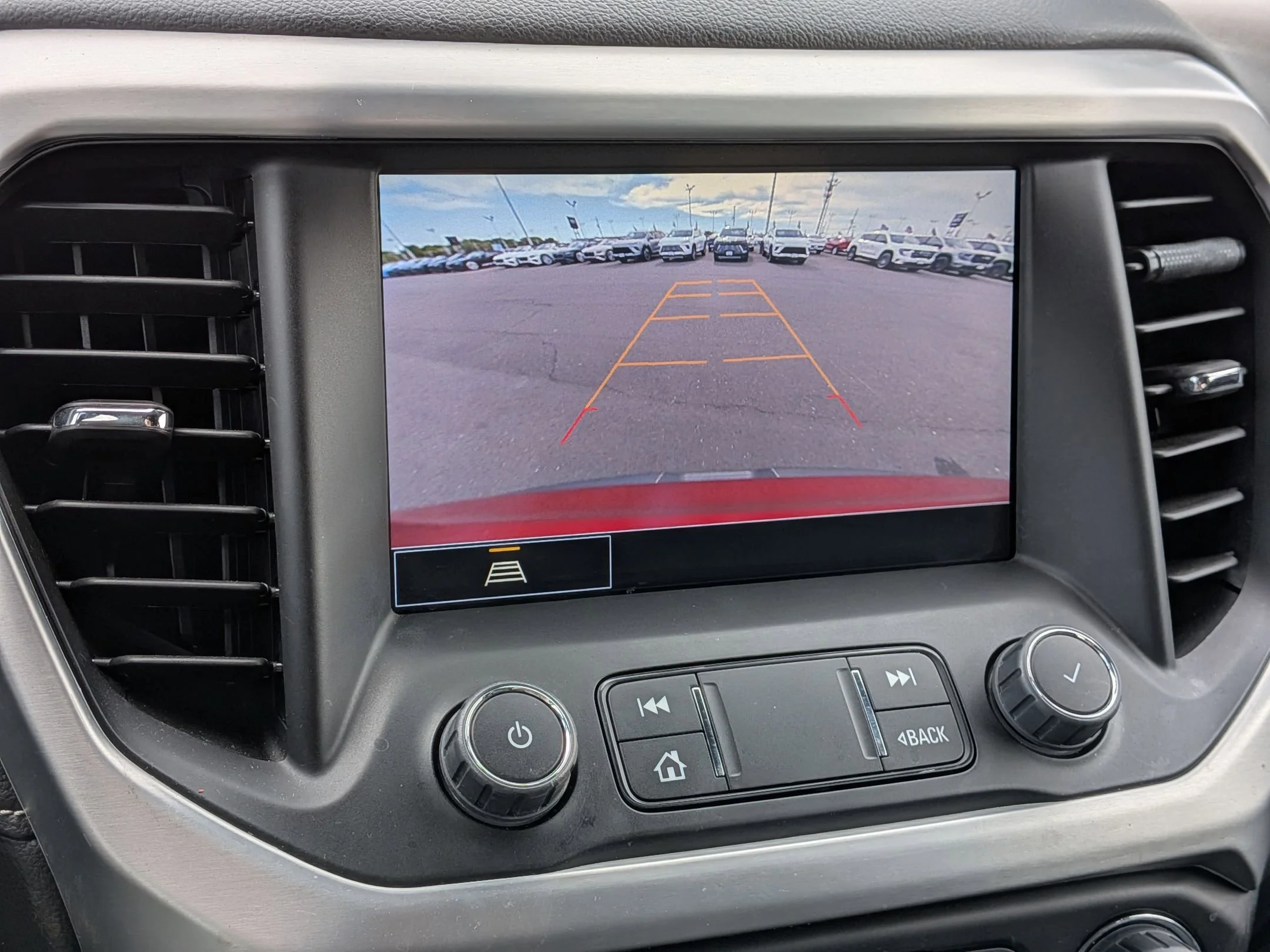 Used 2023 Volcanic Red Tintcoat GMC SLT image 15