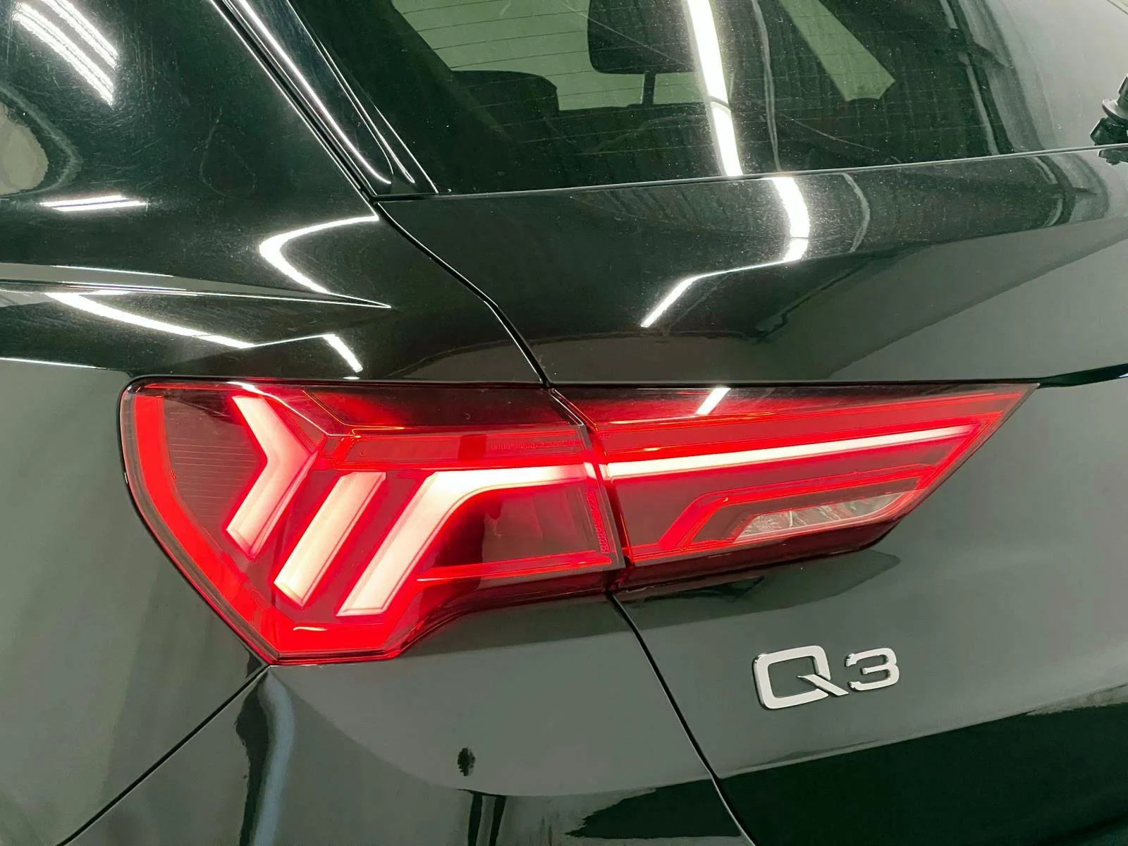 Used 2025 White Audi S line Premium image 10