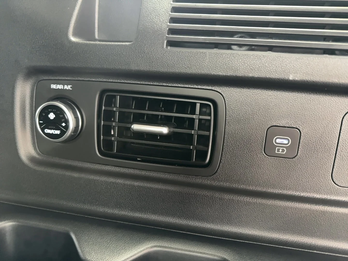 Used 2026 Atlantis Blue Hyundai SEL image 32