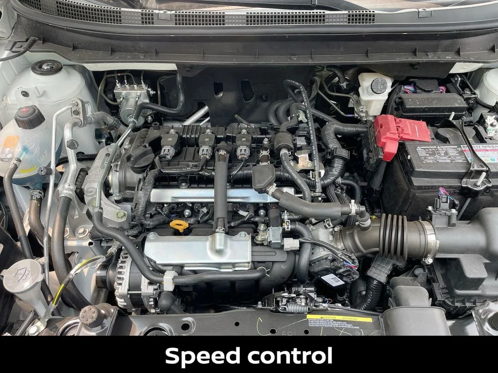 Certified Used 2025 White Nissan S image 39